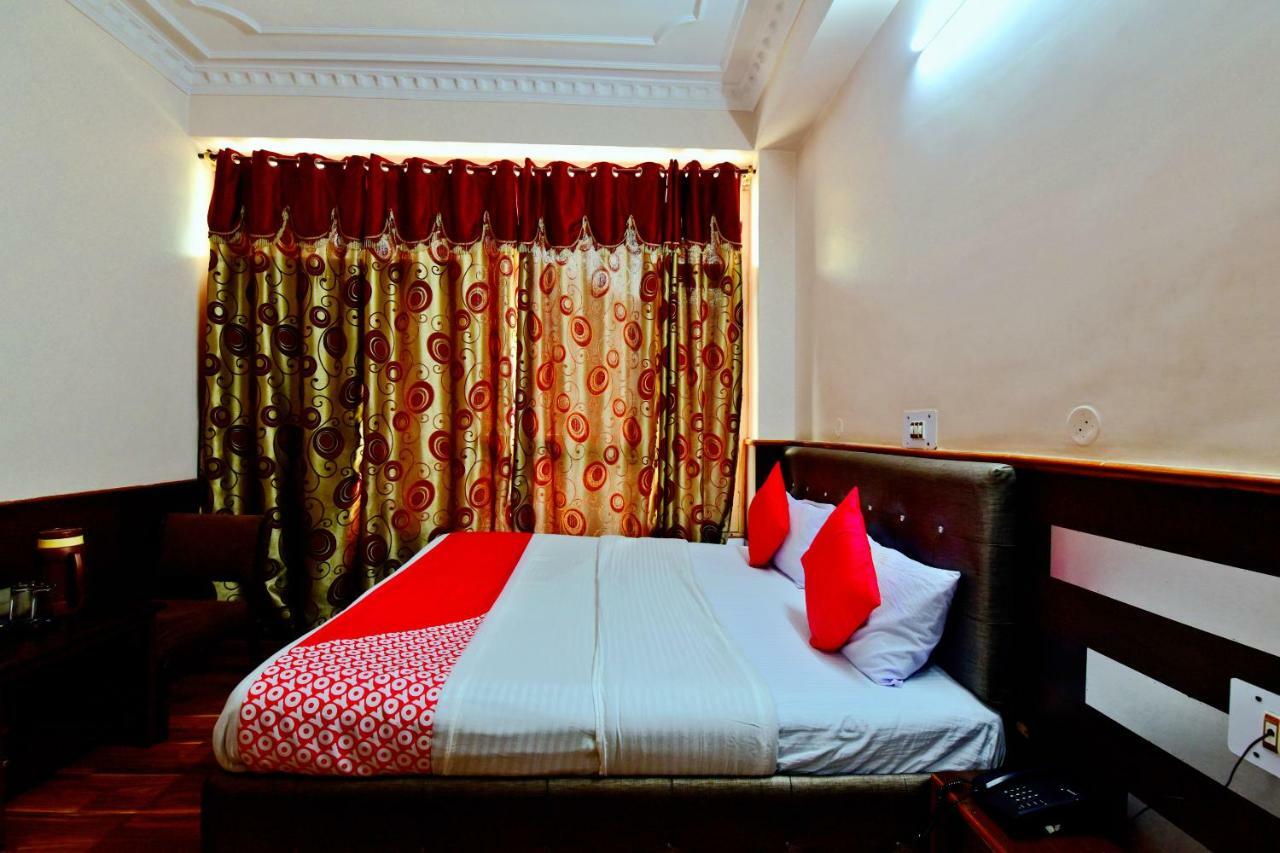 Oyo 26909 Hotel Paras Mandi Luaran gambar