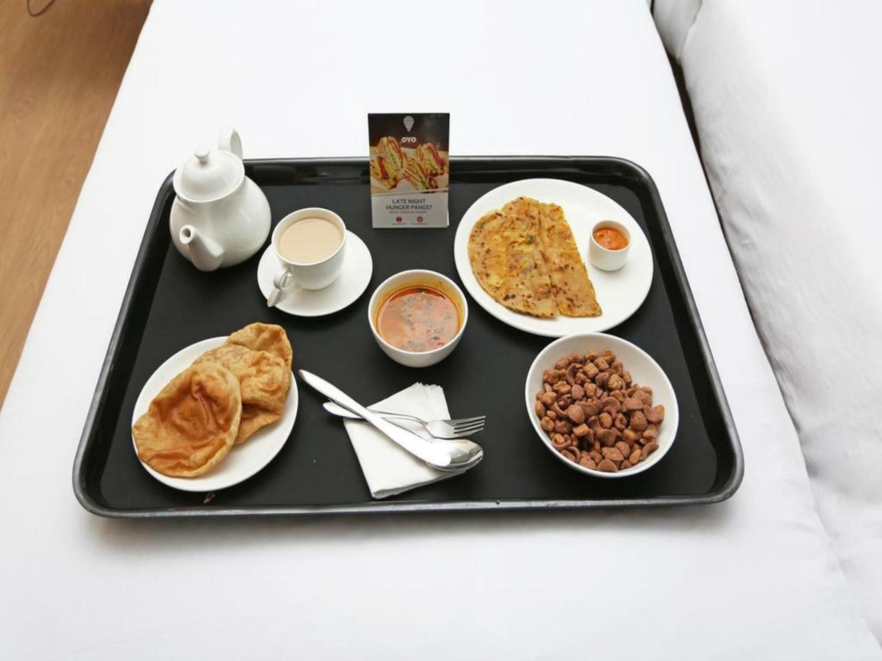 Oyo 26909 Hotel Paras Mandi Luaran gambar