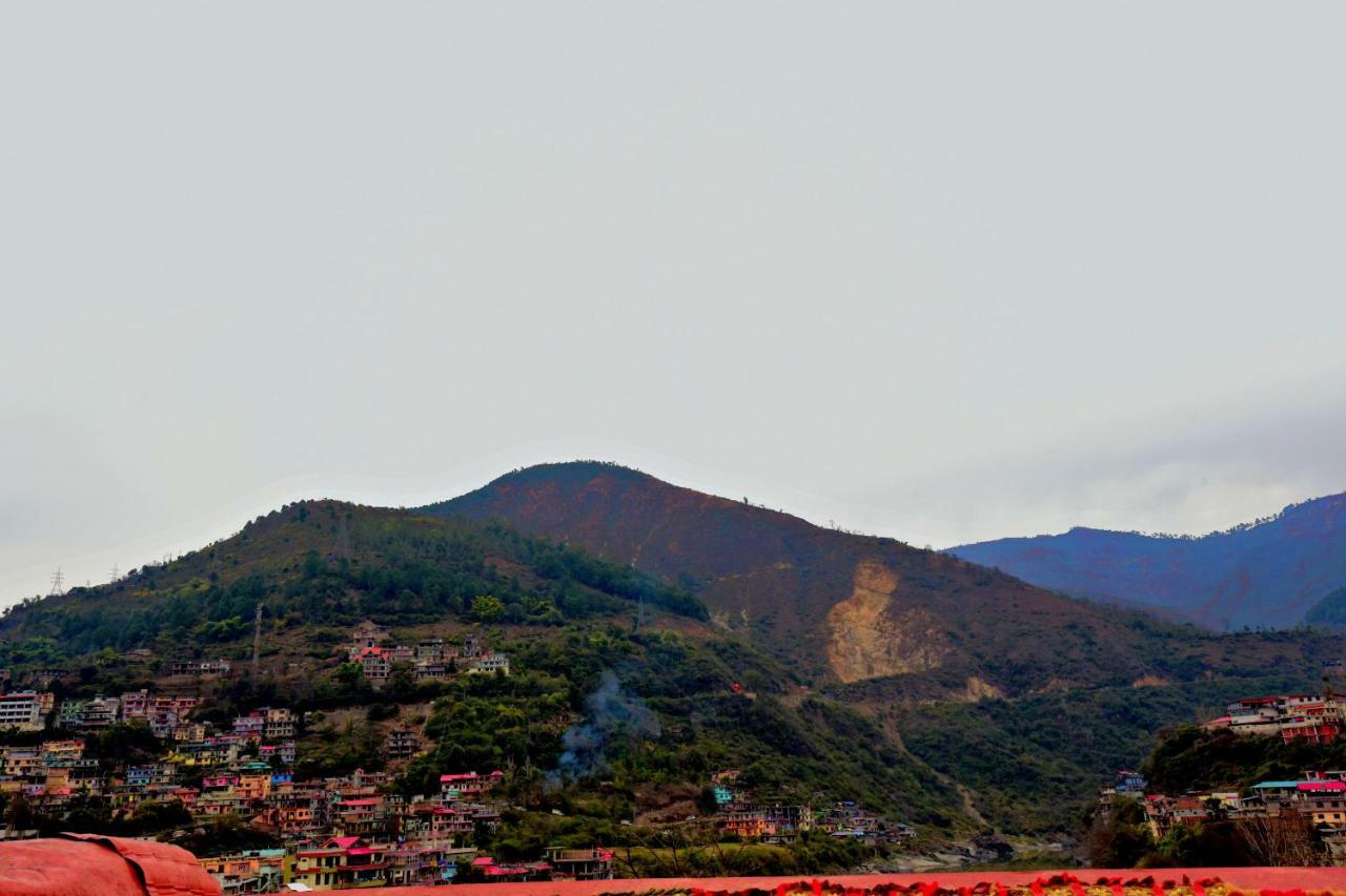 Oyo 26909 Hotel Paras Mandi Luaran gambar