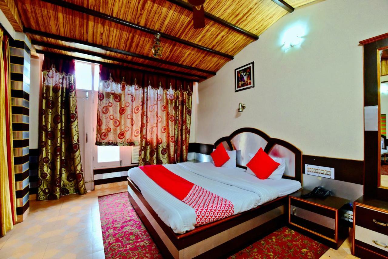 Oyo 26909 Hotel Paras Mandi Luaran gambar
