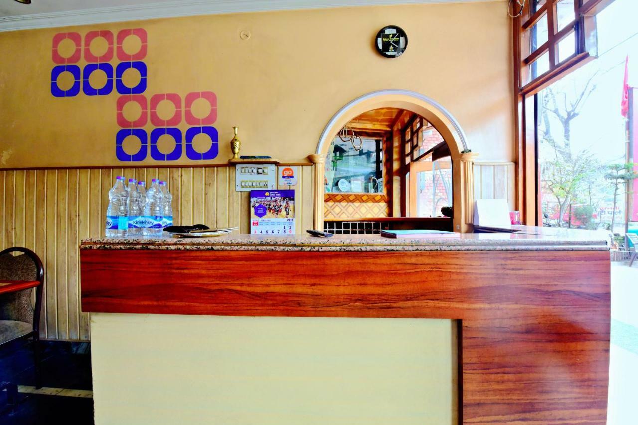 Oyo 26909 Hotel Paras Mandi Luaran gambar