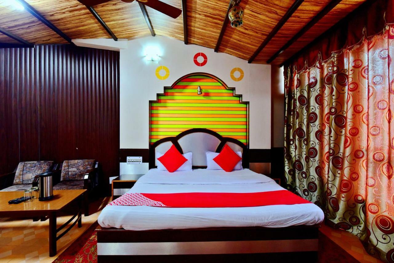 Oyo 26909 Hotel Paras Mandi Luaran gambar